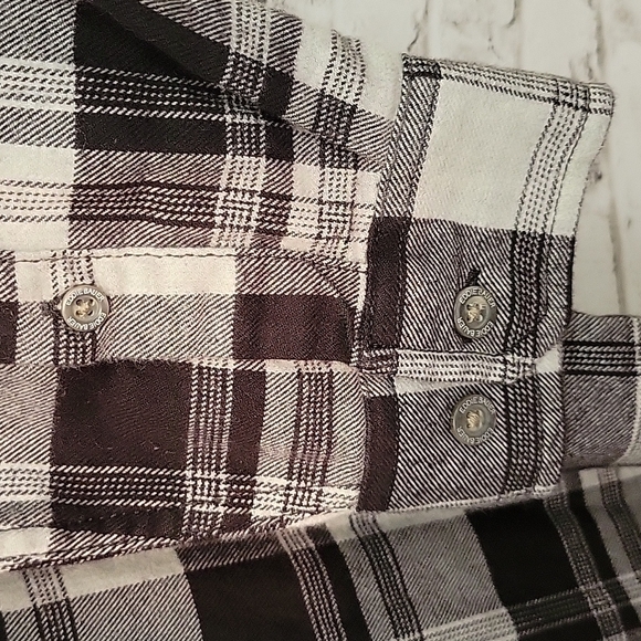 Eddie Bauer Classic Black & White Plaid Flannel, Size Tall Medium - Picture 4 of 8